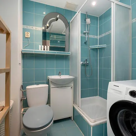 Apartament Functional With A View Of The In A Quiet Area Of By Renters